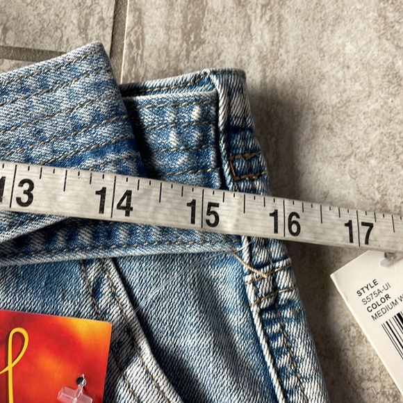 Almost Famous,blue denim,high rise short for Juniors 4 pockets/belt(ribbon) - Picture 4 of 5